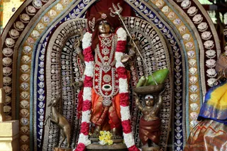 http://nithyananda.org/sites/default/files/photo-gallery/2018-11Nov-21-nithyananda-diary_bengaluru-aadheenam_uttamotama-seva_7T7A2092.JPG