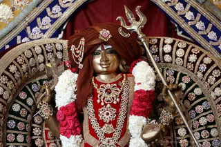 http://nithyananda.org/sites/default/files/photo-gallery/2018-11Nov-21-nithyananda-diary_bengaluru-aadheenam_uttamotama-seva_7T7A2094.JPG