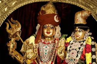 http://nithyananda.org/sites/default/files/photo-gallery/2018-11Nov-22-nithyananda-diary_bengaluru-aadheenam_uttamotama-seva_7T7A2121.JPG