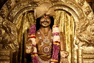 http://nithyananda.org/sites/default/files/photo-gallery/2018-11Nov-22-nithyananda-diary_bengaluru-aadheenam_uttamotama-seva_7T7A2123.JPG