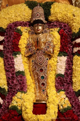 http://nithyananda.org/sites/default/files/photo-gallery/2018-11Nov-22-nithyananda-diary_bengaluru-aadheenam_uttamotama-seva_7T7A2133.JPG