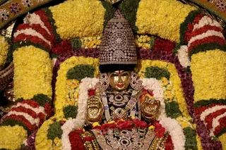 http://nithyananda.org/sites/default/files/photo-gallery/2018-11Nov-22-nithyananda-diary_bengaluru-aadheenam_uttamotama-seva_7T7A2505.JPG