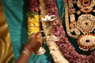 http://nithyananda.org/sites/default/files/photo-gallery/2018-11Nov-22-nithyananda-diary_bengaluru-aadheenam_uttamotama-seva_7T7A2542.JPG