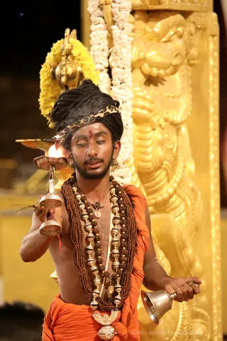 http://nithyananda.org/sites/default/files/photo-gallery/2018-11Nov-22-nithyananda-diary_bengaluru-aadheenam_uttamotama-seva_7T7A2544.JPG