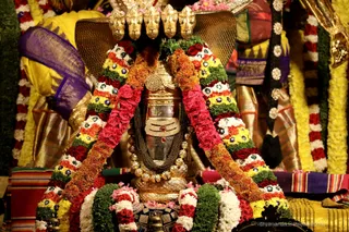 http://nithyananda.org/sites/default/files/photo-gallery/2018-11Nov-23-nithyananda-diary_bengaluru-aadheenam_bharani-karthigai-deepam_7T7A2591.jpg
