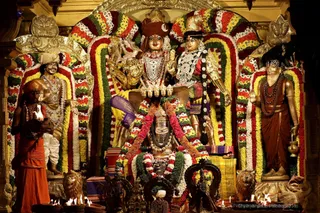 http://nithyananda.org/sites/default/files/photo-gallery/2018-11Nov-23-nithyananda-diary_bengaluru-aadheenam_bharani-karthigai-deepam_7T7A2599.jpg