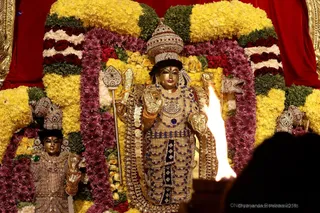 http://nithyananda.org/sites/default/files/photo-gallery/2018-11Nov-23-nithyananda-diary_bengaluru-aadheenam_bharani-karthigai-deepam_7T7A2644.jpg