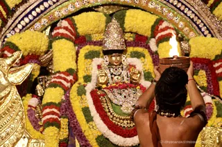 http://nithyananda.org/sites/default/files/photo-gallery/2018-11Nov-23-nithyananda-diary_bengaluru-aadheenam_bharani-karthigai-deepam_7T7A2650.jpg