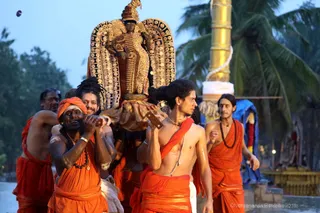 http://nithyananda.org/sites/default/files/photo-gallery/2018-11Nov-23-nithyananda-diary_bengaluru-aadheenam_bharani-karthigai-deepam_7T7A2933.jpg