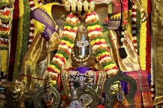 http://nithyananda.org/sites/default/files/photo-gallery/2018-11Nov-25-nithyananda-diary_bengaluru-aadheenam_uttamotama-seva_7T7A3074_0.JPG