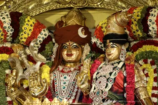 http://nithyananda.org/sites/default/files/photo-gallery/2018-11Nov-25-nithyananda-diary_bengaluru-aadheenam_uttamotama-seva_7T7A3122.JPG
