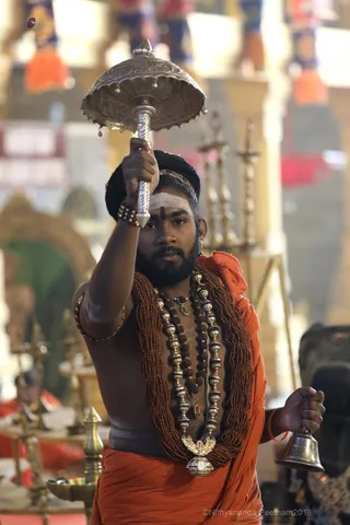 http://nithyananda.org/sites/default/files/photo-gallery/2018-11Nov-27-nithyananda-diary_bengaluru-aadheenam_uttamotama-seva_7T7A3300.JPG
