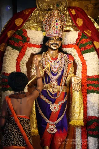 http://nithyananda.org/sites/default/files/photo-gallery/2018-11Nov-27-nithyananda-diary_bengaluru-aadheenam_uttamotama-seva_IMG_0025.JPG