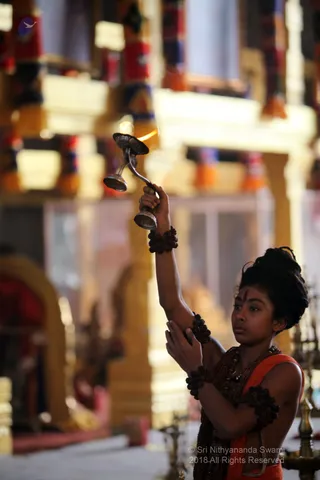 http://nithyananda.org/sites/default/files/photo-gallery/2018-11Nov-27-nithyananda-diary_bengaluru-aadheenam_uttamotama-seva_IMG_0084.JPG
