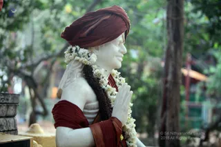 http://nithyananda.org/sites/default/files/photo-gallery/2018-11Nov-27-nithyananda-diary_bengaluru-aadheenam_uttamotama-seva_IMG_9812.JPG