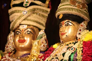 http://nithyananda.org/sites/default/files/photo-gallery/2018-11Nov-27-nithyananda-diary_bengaluru-aadheenam_uttamotama-seva_IMG_9834.JPG