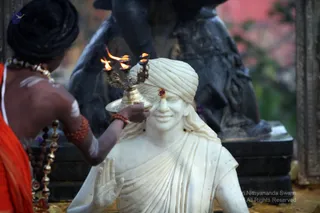 http://nithyananda.org/sites/default/files/photo-gallery/2018-11Nov-27-nithyananda-diary_bengaluru-aadheenam_uttamotama-seva_IMG_9934.JPG