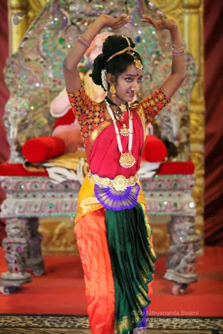 http://nithyananda.org/sites/default/files/photo-gallery/2018-11Nov-27-nithyananda-diary_bengaluru-aadheenam_uttamotama-seva_IMG_9999.JPG