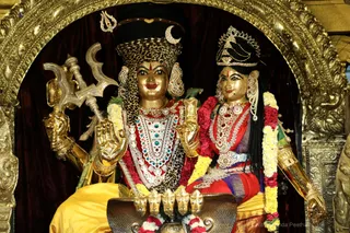 http://nithyananda.org/sites/default/files/photo-gallery/2018-11Nov-28-nithyananda-diary_bengaluru-aadheenam_uttamotama-seva_7T7A3415.JPG