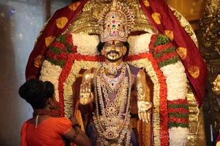 http://nithyananda.org/sites/default/files/photo-gallery/2018-11Nov-28-nithyananda-diary_bengaluru-aadheenam_uttamotama-seva_IMG_0214.JPG