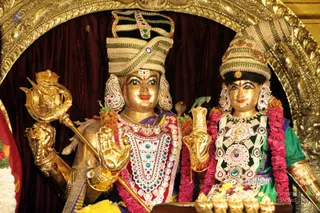 http://nithyananda.org/sites/default/files/photo-gallery/2018-11Nov-28-nithyananda-diary_bengaluru-aadheenam_uttamotama-seva_IMG_0219.JPG