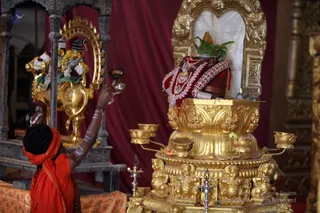 http://nithyananda.org/sites/default/files/photo-gallery/2018-11Nov-28-nithyananda-diary_bengaluru-aadheenam_uttamotama-seva_IMG_0291.JPG