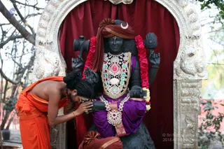 http://nithyananda.org/sites/default/files/photo-gallery/2018-11Nov-28-nithyananda-diary_bengaluru-aadheenam_uttamotama-seva_IMG_0361.JPG