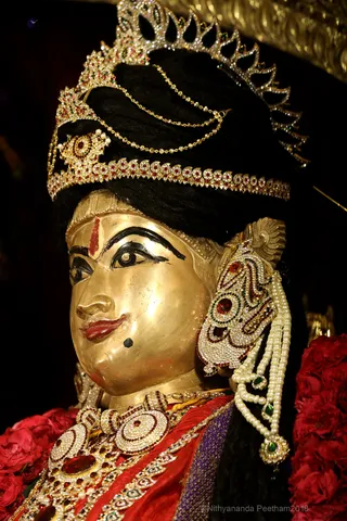 http://nithyananda.org/sites/default/files/photo-gallery/2018-11Nov-29-nithyananda-diary_bengaluru-aadheenam_uttamotama-seva_7T7A3495_0.JPG
