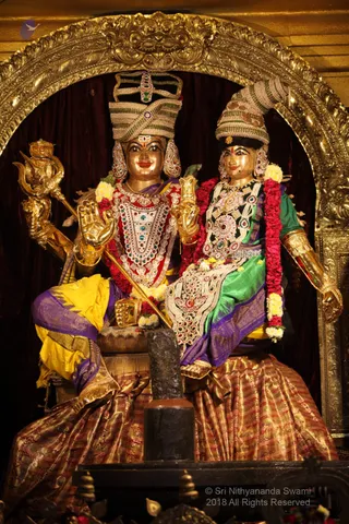 http://nithyananda.org/sites/default/files/photo-gallery/2018-11Nov-29-nithyananda-diary_bengaluru-aadheenam_uttamotama-seva_IMG_0533.JPG