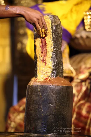 http://nithyananda.org/sites/default/files/photo-gallery/2018-11Nov-29-nithyananda-diary_bengaluru-aadheenam_uttamotama-seva_IMG_0549.JPG