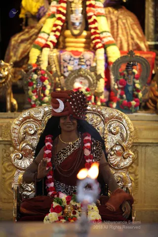 http://nithyananda.org/sites/default/files/photo-gallery/2018-11Nov-29-nithyananda-diary_bengaluru-aadheenam_uttamotama-seva_IMG_0631.JPG