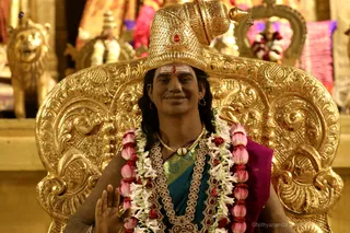 http://nithyananda.org/sites/default/files/photo-gallery/2018-11Nov-30-nithyananda-diary_bengaluru-aadheenam_uttamotama-seva_7T7A3547.JPG