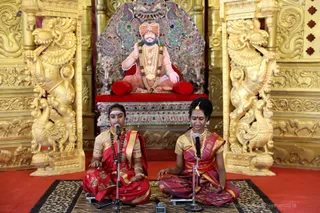 http://nithyananda.org/sites/default/files/photo-gallery/2018-11Nov-30-nithyananda-diary_bengaluru-aadheenam_uttamotama-seva_7T7A3627.JPG