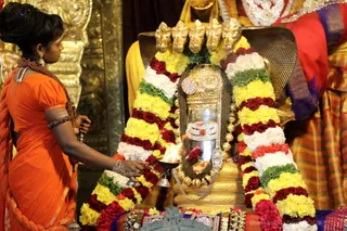 http://nithyananda.org/sites/default/files/photo-gallery/2018-11Nov-30-nithyananda-diary_bengaluru-aadheenam_uttamotama-seva_7T7A3695.JPG