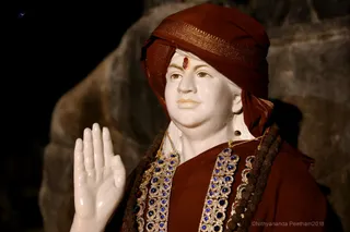 http://nithyananda.org/sites/default/files/photo-gallery/2018-11Nov-30-nithyananda-diary_bengaluru-aadheenam_uttamotama-seva_7T7A3728.JPG