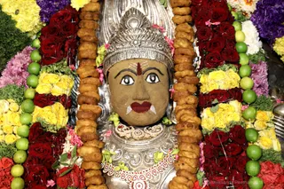 http://nithyananda.org/sites/default/files/photo-gallery/2018-11Nov-30-nithyananda-diary_bengaluru-aadheenam_uttamotama-seva_7T7A3745.JPG