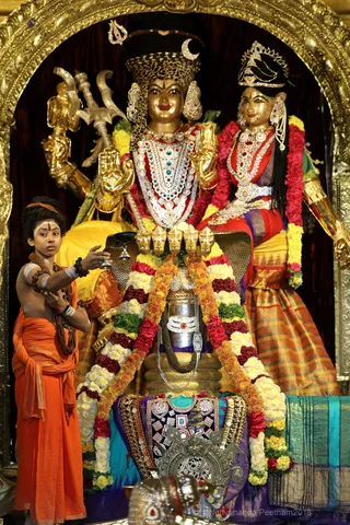 http://nithyananda.org/sites/default/files/photo-gallery/2018-12Dec-01-nithyananda-diary_bengaluru-aadheenam_uttamotama-seva_7T7A3897.JPG