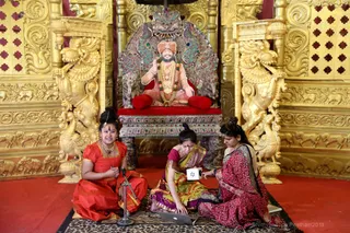 http://nithyananda.org/sites/default/files/photo-gallery/2018-12Dec-02-nithyananda-diary_bengaluru-aadheenam_uttamotama-seva_7T7A3959.JPG