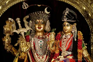 http://nithyananda.org/sites/default/files/photo-gallery/2018-12Dec-03-nithyananda-diary_bengaluru-aadheenam_uttamotama-seva_7T7A4062.JPG