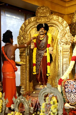 http://nithyananda.org/sites/default/files/photo-gallery/2018-12Dec-03-nithyananda-diary_bengaluru-aadheenam_uttamotama-seva_7T9A4183.JPG