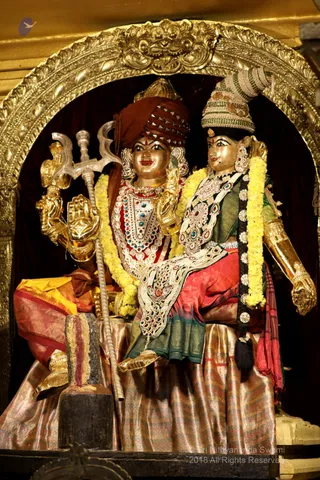 http://nithyananda.org/sites/default/files/photo-gallery/2018-12Dec-04-nithyananda-diary_bengaluru-aadheenam_uttamotama-seva_7T9A4322.JPG