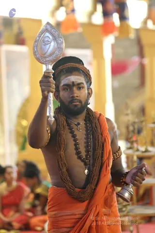 http://nithyananda.org/sites/default/files/photo-gallery/2018-12Dec-04-nithyananda-diary_bengaluru-aadheenam_uttamotama-seva_7T9A4331.JPG