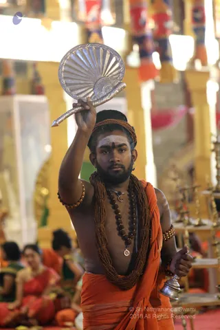 http://nithyananda.org/sites/default/files/photo-gallery/2018-12Dec-04-nithyananda-diary_bengaluru-aadheenam_uttamotama-seva_7T9A4334.JPG
