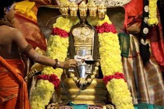 http://nithyananda.org/sites/default/files/photo-gallery/2018-12Dec-04-nithyananda-diary_bengaluru-aadheenam_uttamotama-seva_7T9A4459.JPG