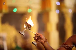 https://nithyananda.org/sites/default/files/photo-gallery/2018-12Dec-04-nithyananda-diary_bengaluru-aadheenam_uttamotama-seva_IMG_5485.JPG?1546603538