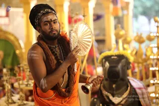 https://nithyananda.org/sites/default/files/photo-gallery/2018-12Dec-05-nithyananda-diary_bengaluru-aadheenam_uttamotama-seva_7T9A4547.JPG?1544003667