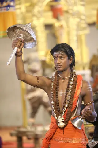 http://nithyananda.org/sites/default/files/photo-gallery/2018-12Dec-06-nithyananda-diary_bengaluru-aadheenam_uttamotama-seva_7T9A4768.JPG