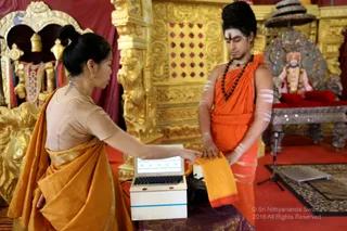 http://nithyananda.org/sites/default/files/photo-gallery/2018-12Dec-06-nithyananda-diary_bengaluru-aadheenam_uttamotama-seva_7T9A4779.JPG