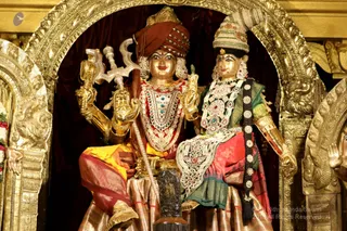 http://nithyananda.org/sites/default/files/photo-gallery/2018-12Dec-08-nithyananda-diary_bengaluru-aadheenam_uttamotama-seva_7T9A5064.JPG