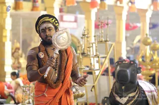 http://nithyananda.org/sites/default/files/photo-gallery/2018-12Dec-08-nithyananda-diary_bengaluru-aadheenam_uttamotama-seva_7T9A5091.JPG